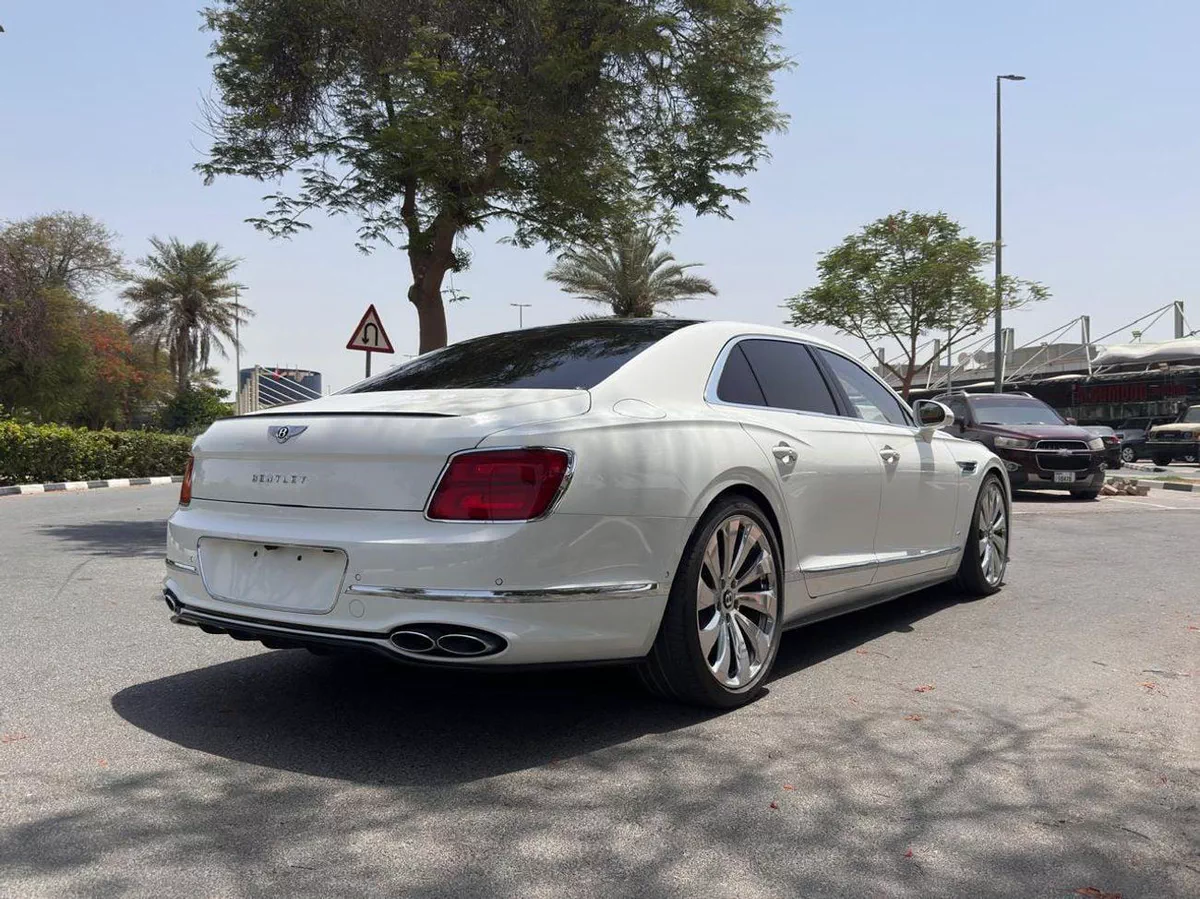 Bentley Flying Spur V8-9-0