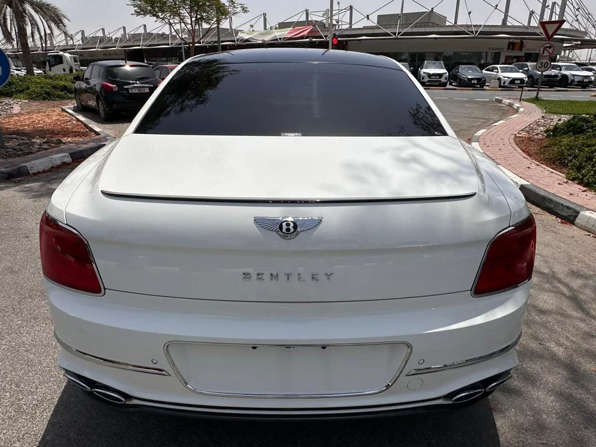 Bentley Flying Spur V8-8-0