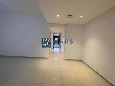 Spacious 3 bedrooms in single row available for rent in nasma residence for 100,000 AED yearly-11