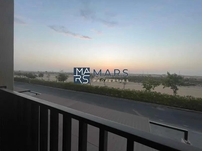 Spacious 3 bedrooms in single row available for rent in nasma residence for 100,000 AED yearly-18