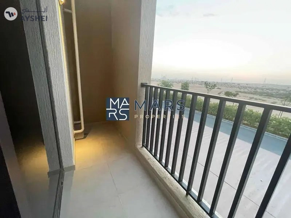 Spacious 3 bedrooms in single row available for rent in nasma residence for 100,000 AED yearly