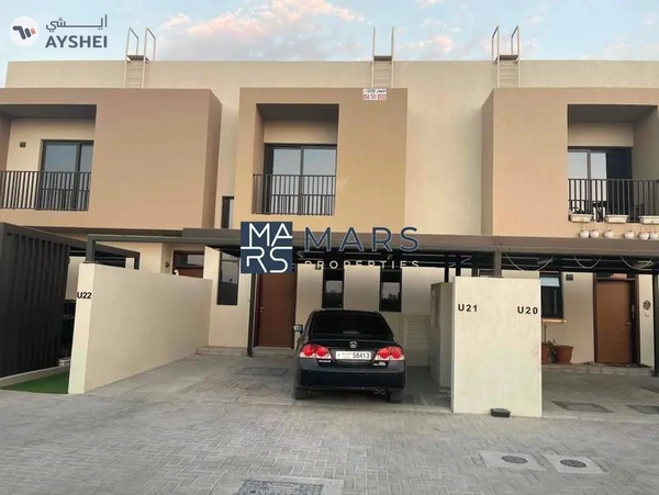 Spacious 3 bedrooms in single row available for rent in nasma residence for 100,000 AED yearly