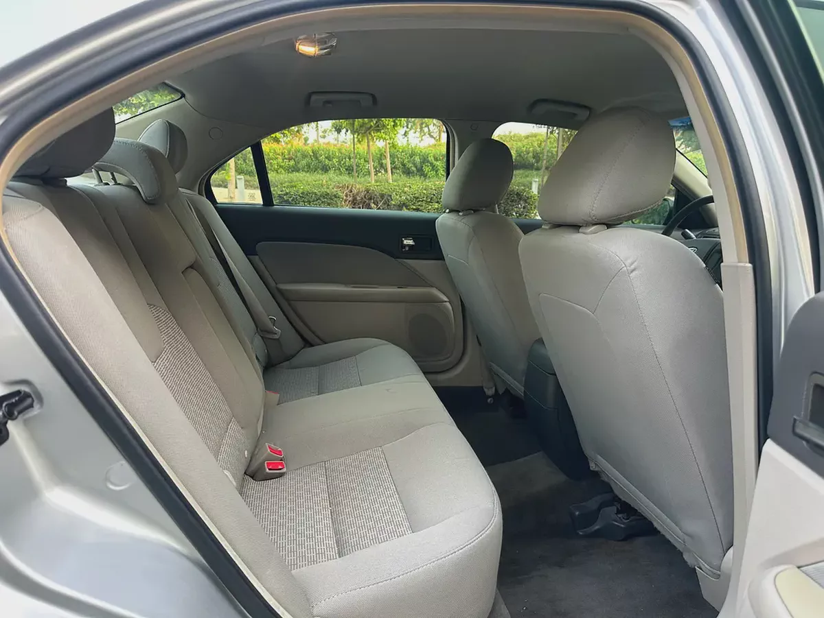 Ford Fusion SE 2011 GCC Specs-7-7