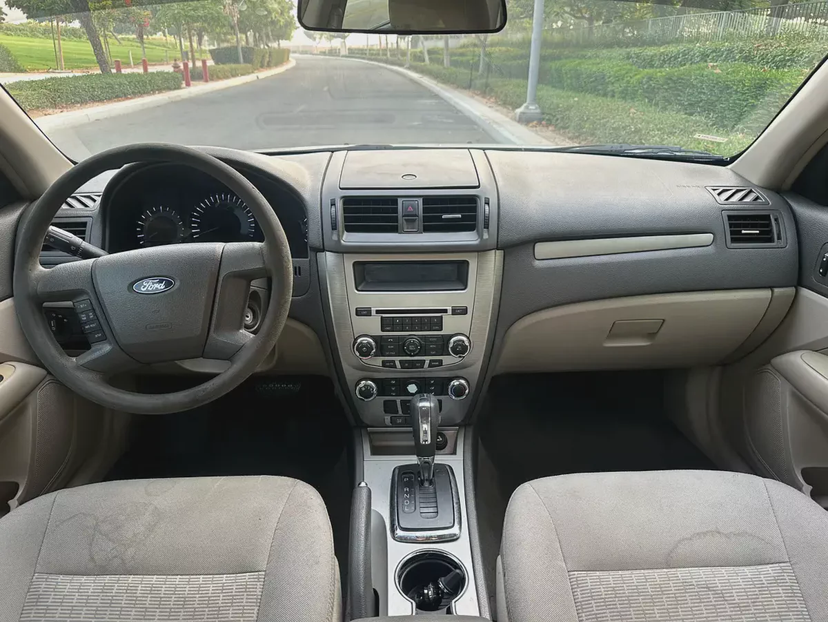 Ford Fusion SE 2011 GCC Specs-8-8