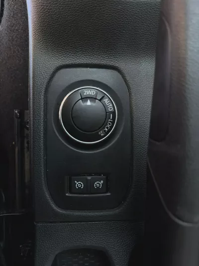RENAULT DUSTER 4*4-15