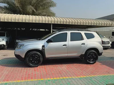 RENAULT DUSTER 4*4-1