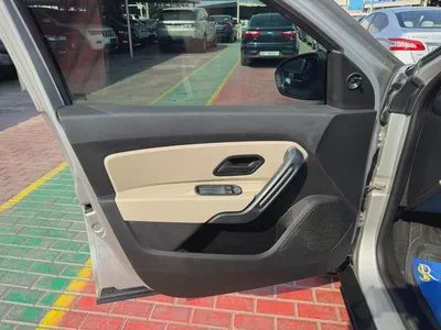 RENAULT DUSTER 4*4-4