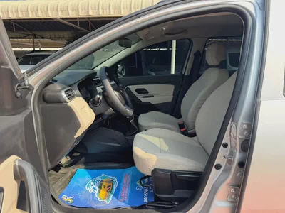 RENAULT DUSTER 4*4-8