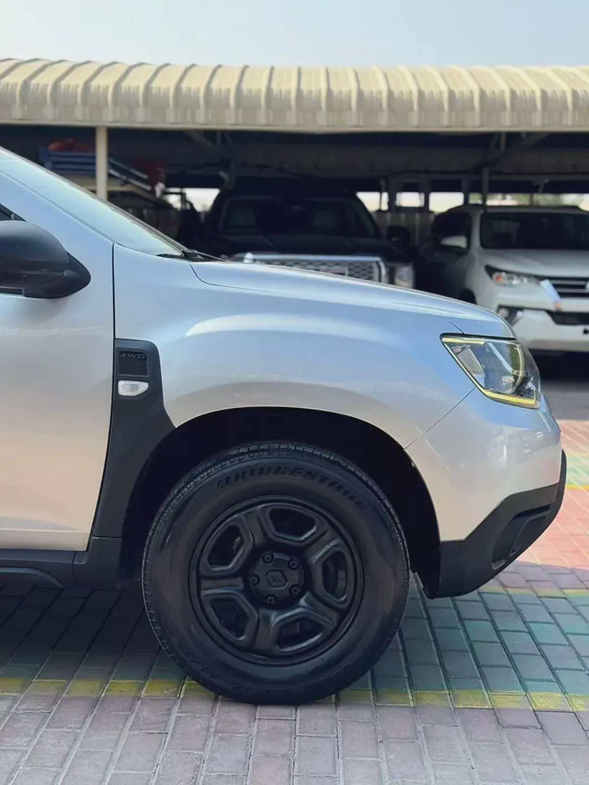 RENAULT DUSTER 4*4-13-13