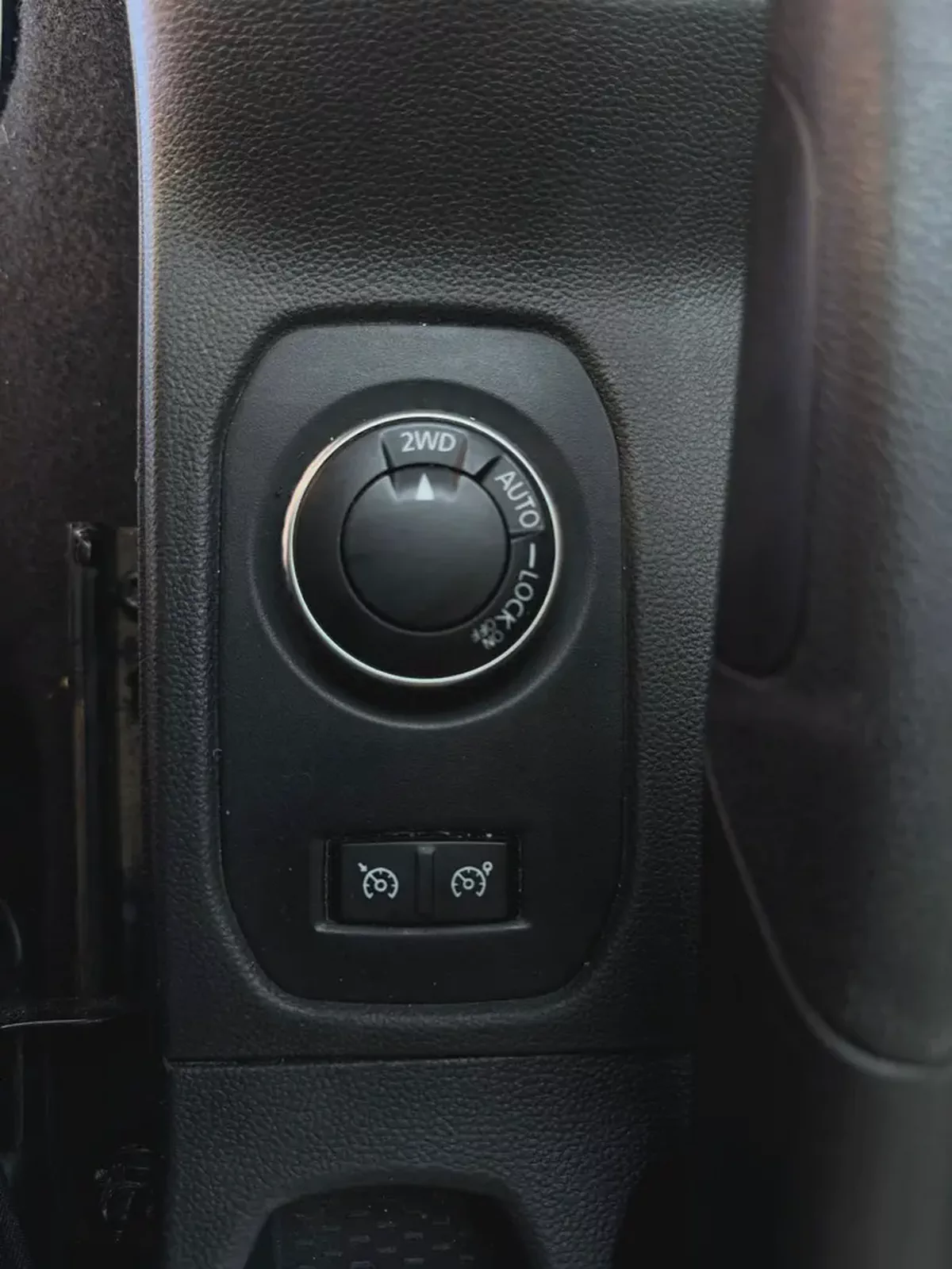 RENAULT DUSTER 4*4-15-15