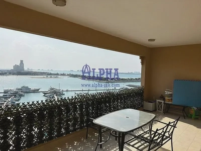 Spacious | Overlooking Marina | 2 BR Furnished for Sale-5