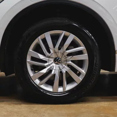 AED 2,203 p.m • 0% Downpayment • Volkswagen Touareg • 1 Year Warranty-5