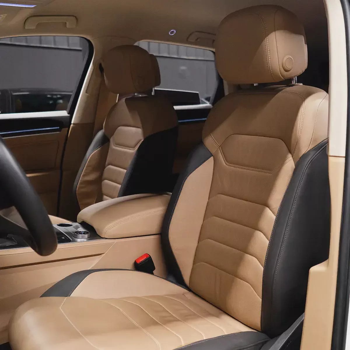 AED 2,203 p.m • 0% Downpayment • Volkswagen Touareg • 1 Year Warranty-12-12
