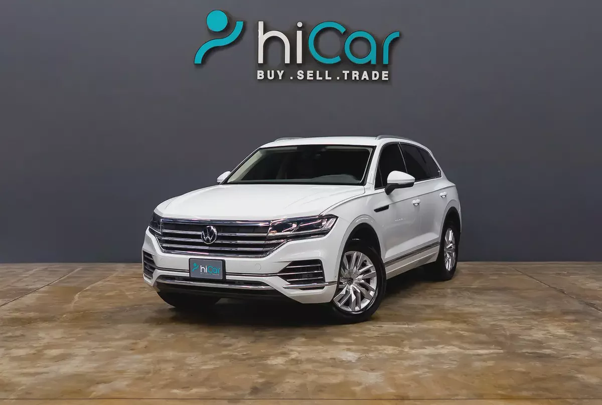 AED 2,203 p.m • 0% Downpayment • Volkswagen Touareg • 1 Year Warranty