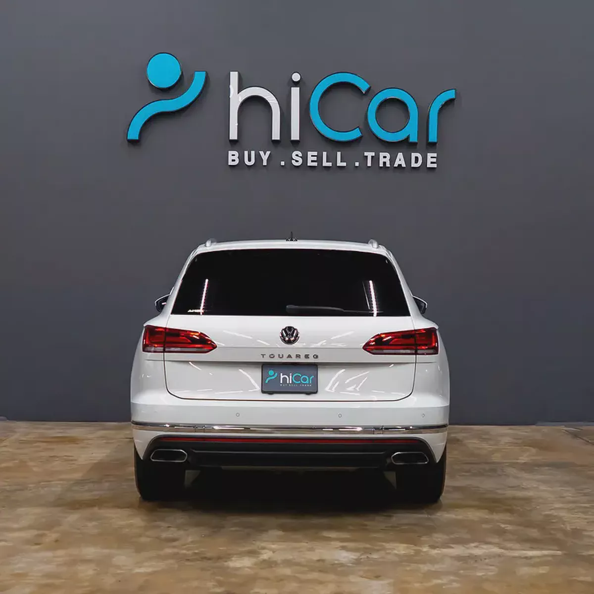 AED 2,203 p.m • 0% Downpayment • Volkswagen Touareg • 1 Year Warranty-3-3