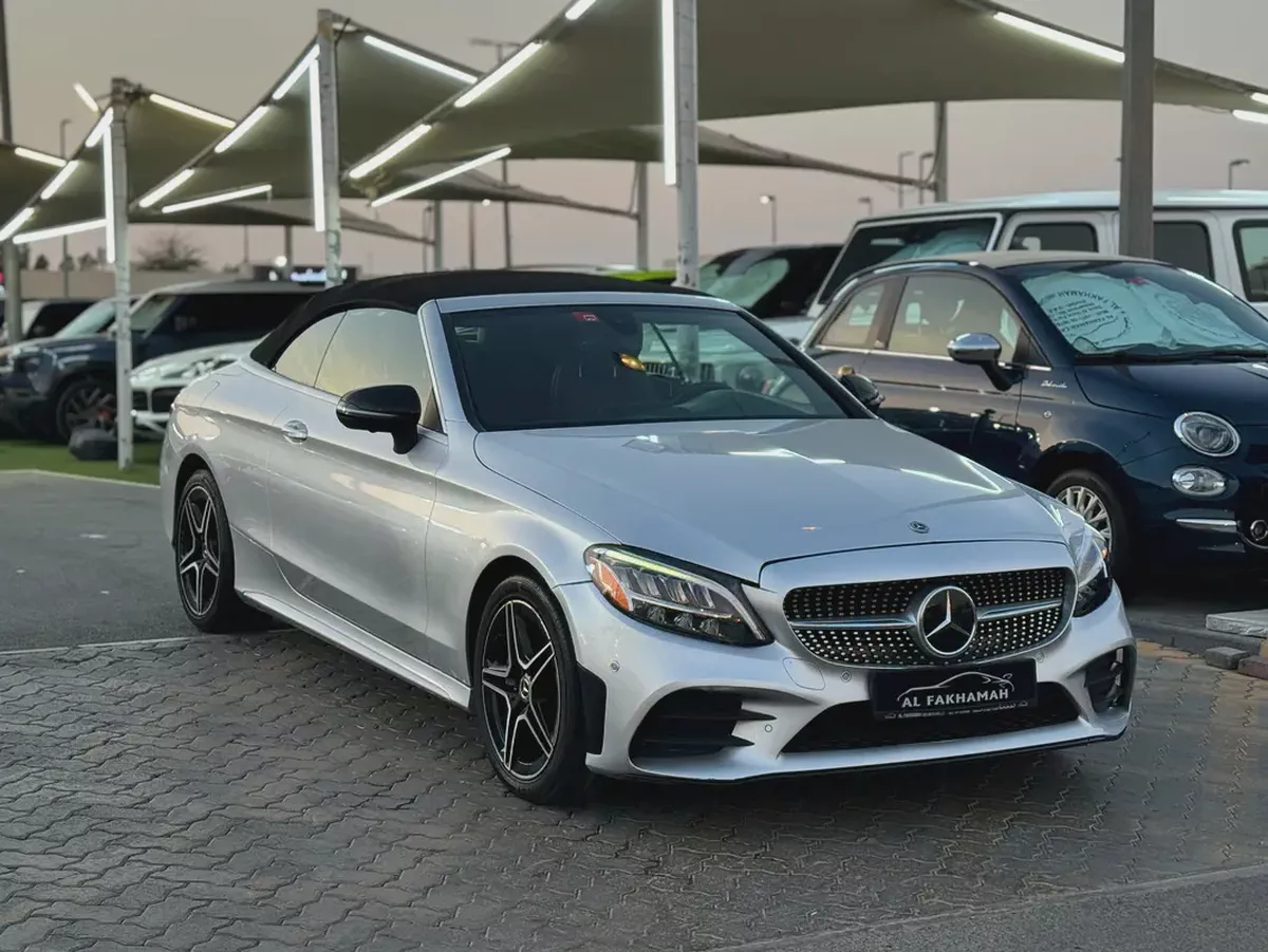 Mercedes C300 convertible soft top (pest price)