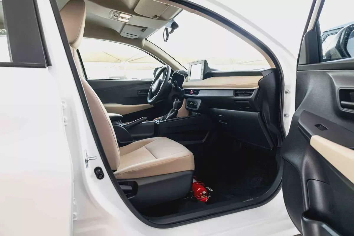 AED 928 Monthly l Toyota Yaris E 1.5L l GCC l Zero Down Payment l 1 Year Warranty-19-19