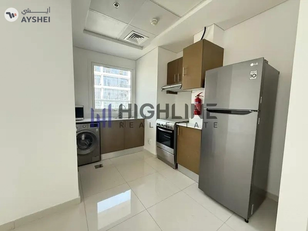 Elegant | Kitchen Appliances | Bright & Spacious