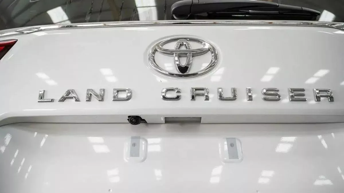 Toyota Land Cruiser VXR LAND cruiser VXR 3.5 petrol 2026-9-0