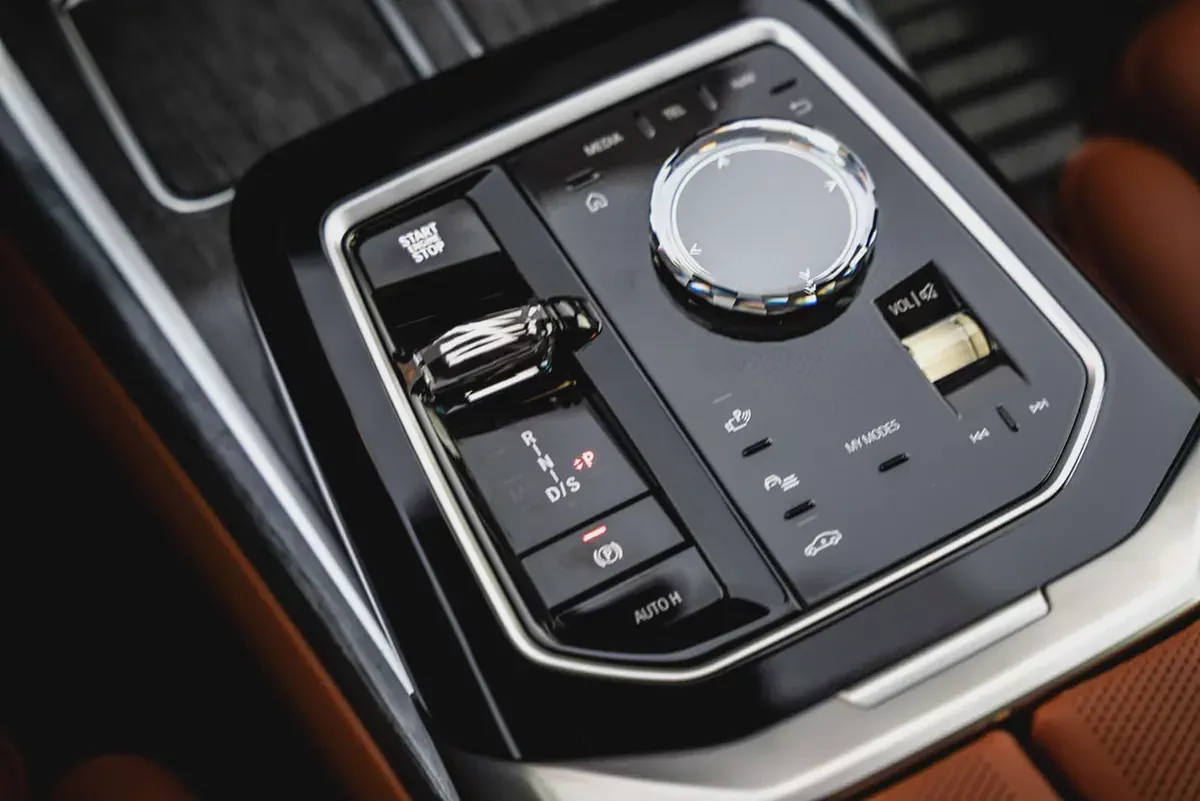 2026 BMW 740i M Sport Individual | Used | 2,894 KM | 2 Years Warranty | AED 439,000-6-6