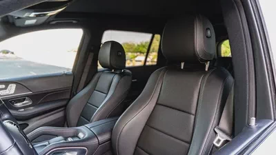 Pristine 2023 Mercedes-Benz GLS 450 4MATIC - American Specs-9