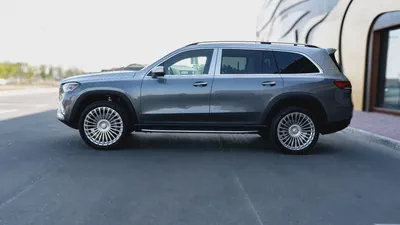 Pristine 2023 Mercedes-Benz GLS 450 4MATIC - American Specs-3