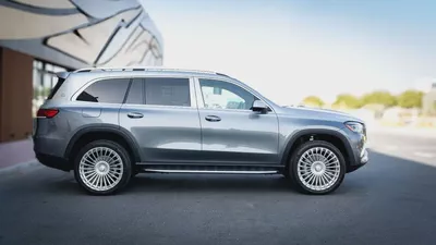 Pristine 2023 Mercedes-Benz GLS 450 4MATIC - American Specs-8