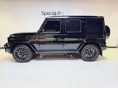 MERCEDES-BENZ G63 AMG V8 / 2025 / 5,600KMs ONLY / DOUBLE NIGHT PACKAGE-2