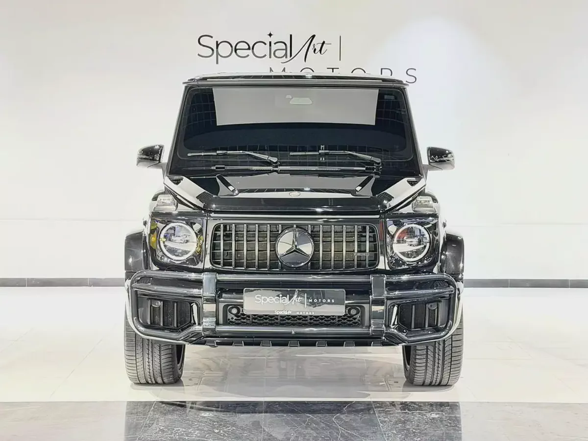 MERCEDES-BENZ G63 AMG V8 / 2025 / 5,600KMs ONLY / DOUBLE NIGHT PACKAGE-1-1