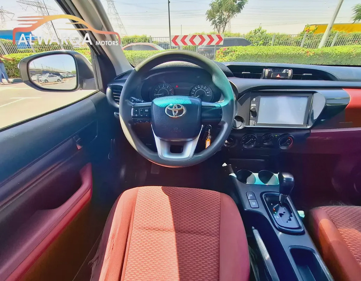Automatic Toyota Hilux Double Cab GL 2021 GCC Specs-8-8