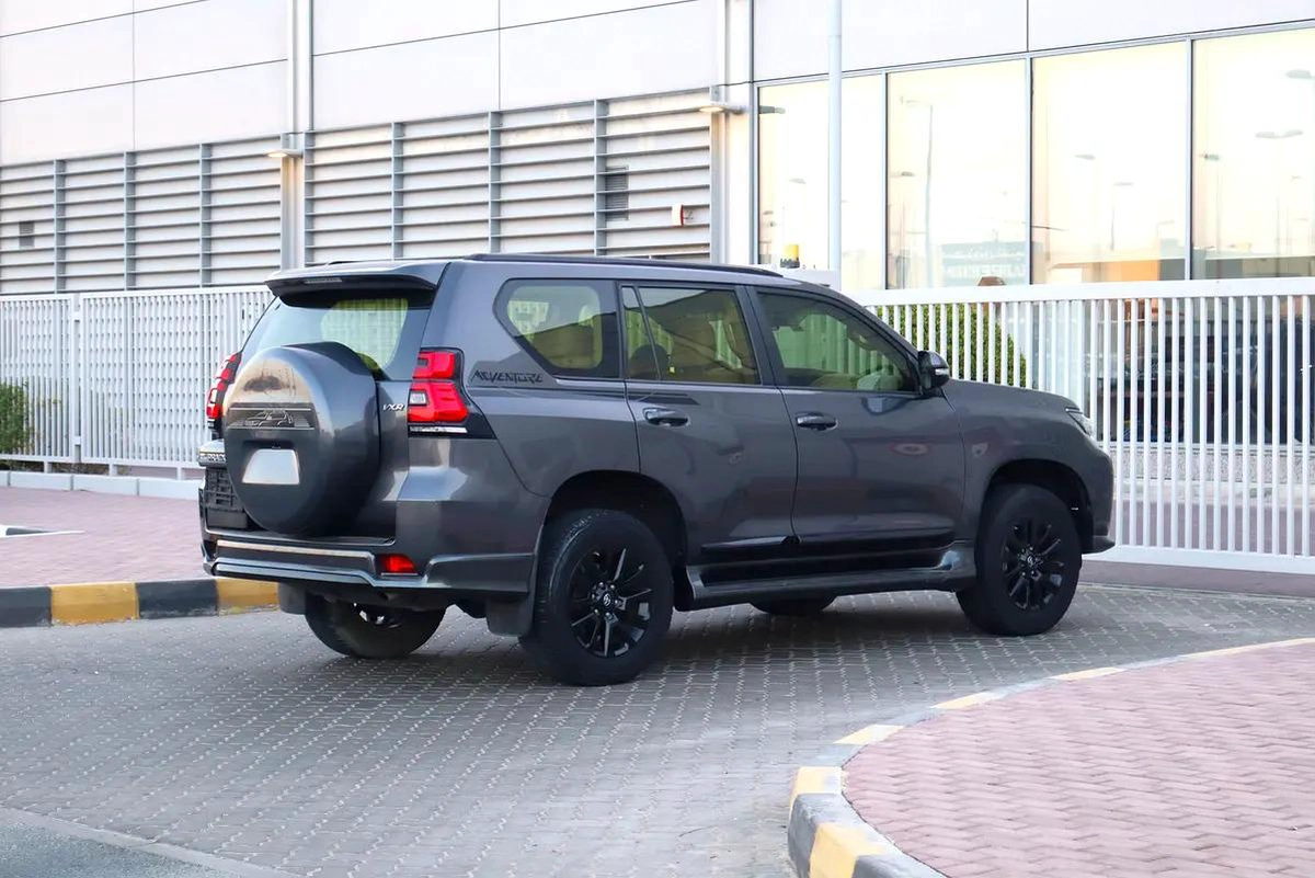 Toyota Prado Adventure VXR 2022 - GCC Specs - Original Paint-11-11