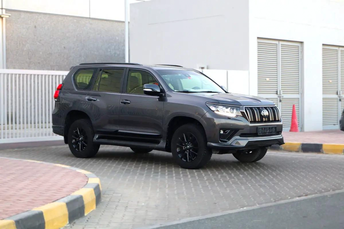 Toyota Prado Adventure VXR 2022 - GCC Specs - Original Paint-4-4