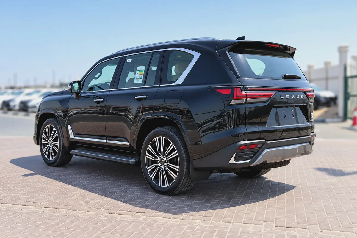 Lexus LX-Series LX 700h Signature 2026 GCC Specs-8-8