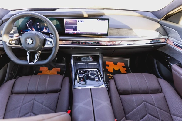 BMW 735i M Sport Individual – 2026 | GCC | Only 2,044 KM | AED 399,000