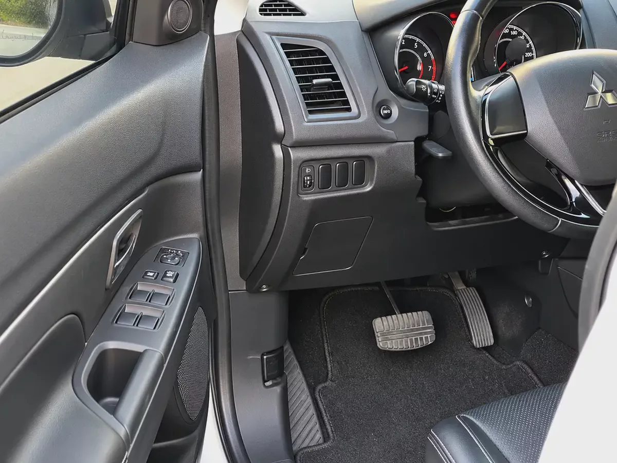 AED 562 P.M 0% DP | MITSUBISHI | ASX | GLX | 2.0L 4CYLINDERS | GCC | LOW MILAGE-11-11