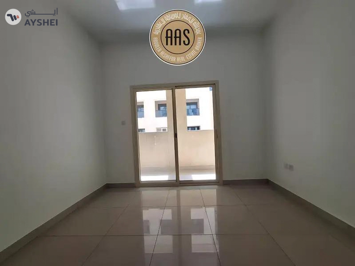 Front of bus stop 1bhk with all amenities-7-7