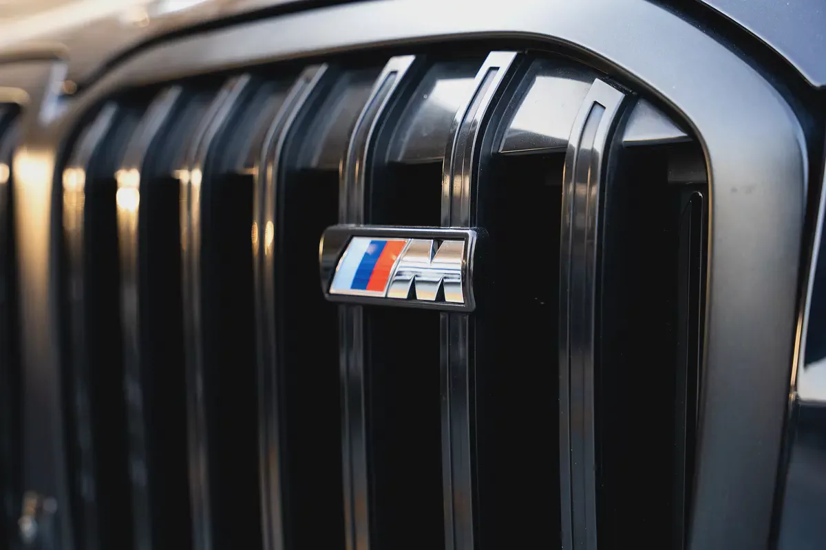 BMW X7 M60i Agency Warranty Full Service History GCC  2024 Low Mileage 4.4L Twin Turbo V8-1-1