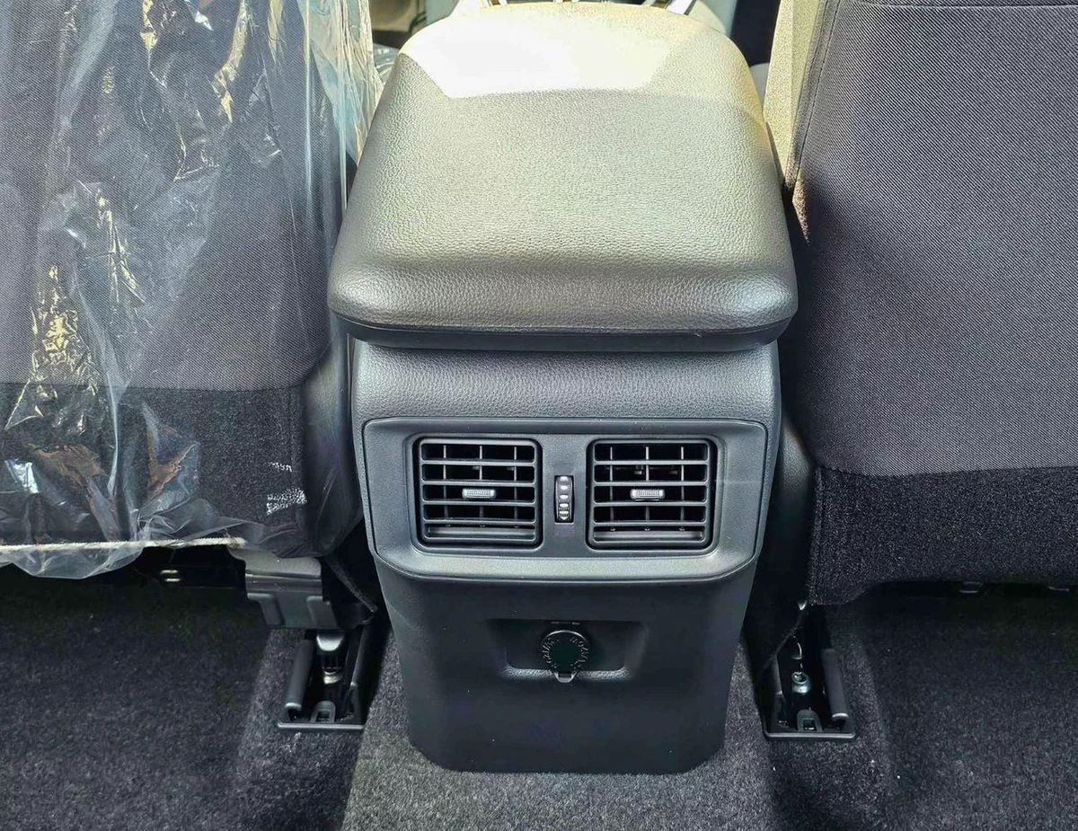 Toyota RAV4 LE CVT CITY VERSION / BASIC / 2.0L PETROL V4 / CHINESE SPECE (CODE#RVPB)-16-0