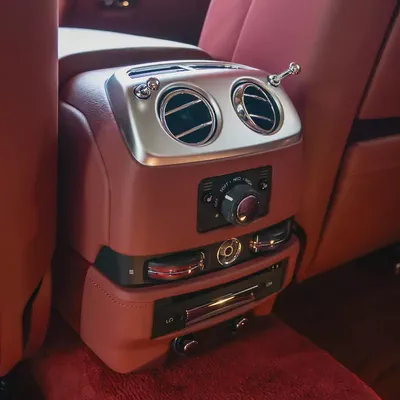 2015 ROLLS ROYCE GHOST  GCC DONE ONLY 48,000KM-13