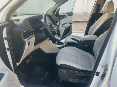 Kia Carens 1.6L EX DLX 2023 - GCC Specs - Excellent Condition-10