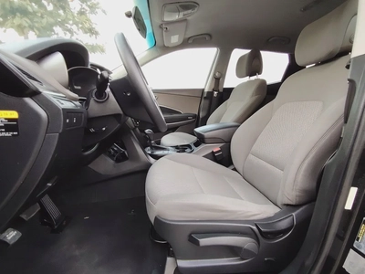Hyundai Santafe 2016 US Specs Premium Condition With Low KM Perfect daily Use Car-7