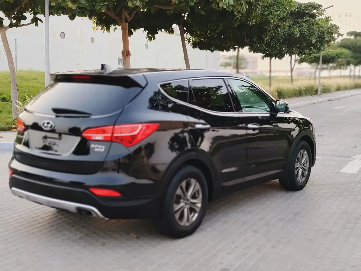 Hyundai Santafe 2016 US Specs Premium Condition With Low KM Perfect daily Use Car