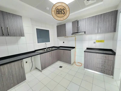 Direct from owner/spacious 1bhk with storage/no commission/rent75k/arjan dubai-7