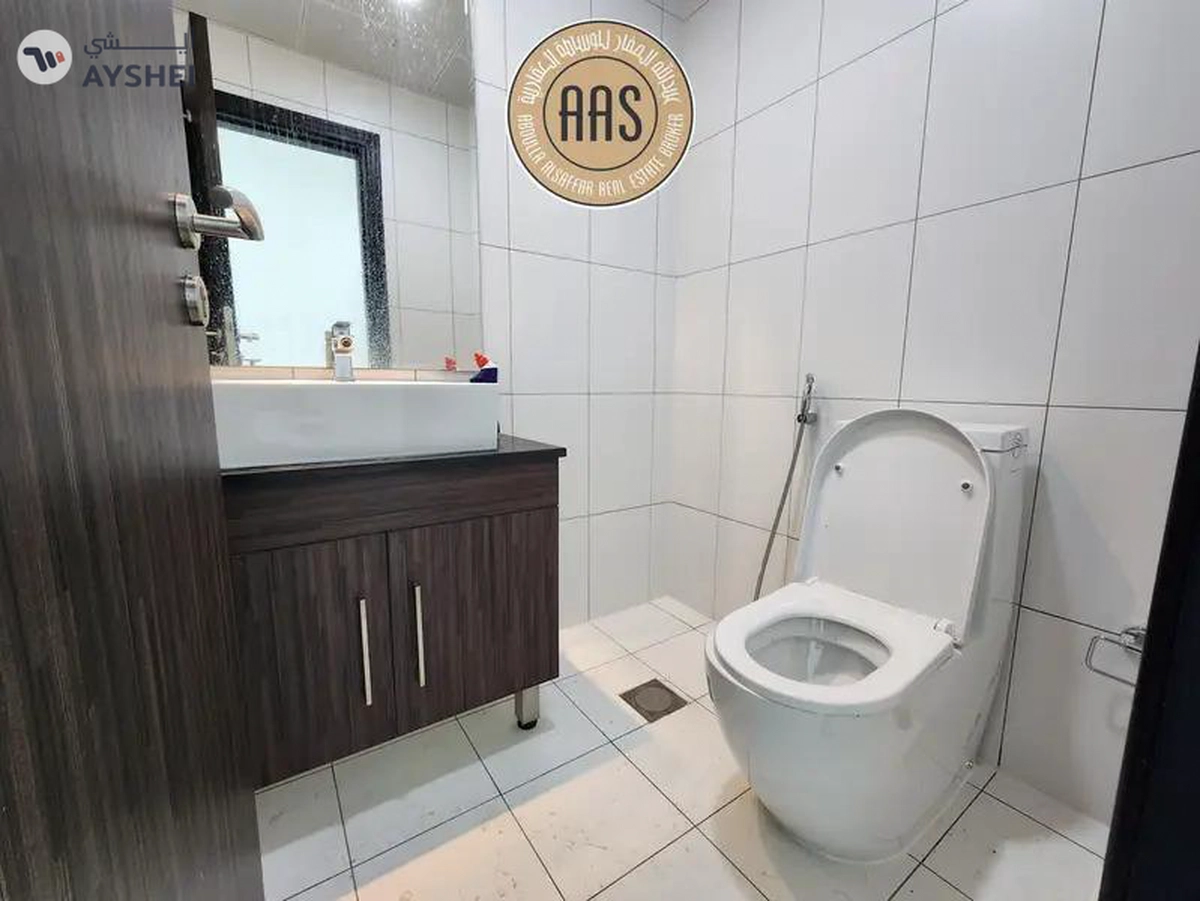 Direct from owner/spacious 1bhk with storage/no commission/rent75k/arjan dubai-8-8