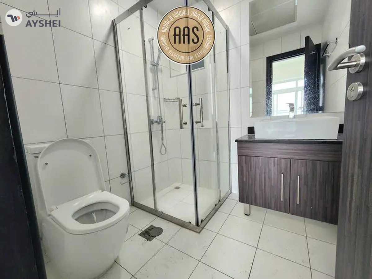 Direct from owner/spacious 1bhk with storage/no commission/rent75k/arjan dubai-5-5