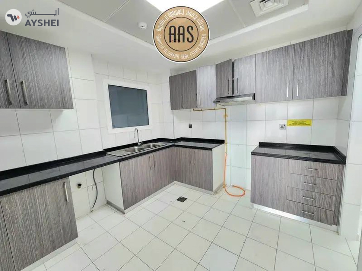 Direct from owner/spacious 1bhk with storage/no commission/rent75k/arjan dubai-7-7