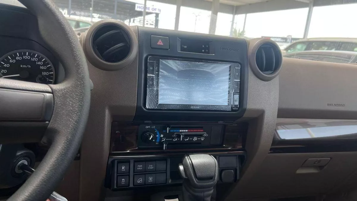 Toyota Land Cruiser 70 LC 78 HARDTOP 2.8L AT EXPORT ONLY - 2.8L DSL A/T-15-0