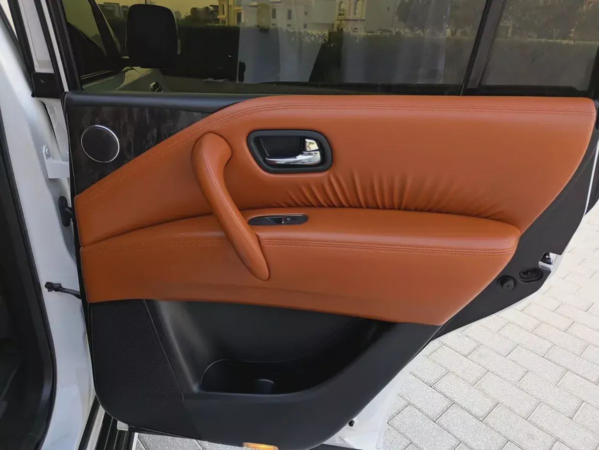 Nissan patrol platinum GCC specs V6 4.0L 2020 Interior and Exterior Excellent Condition-16-16