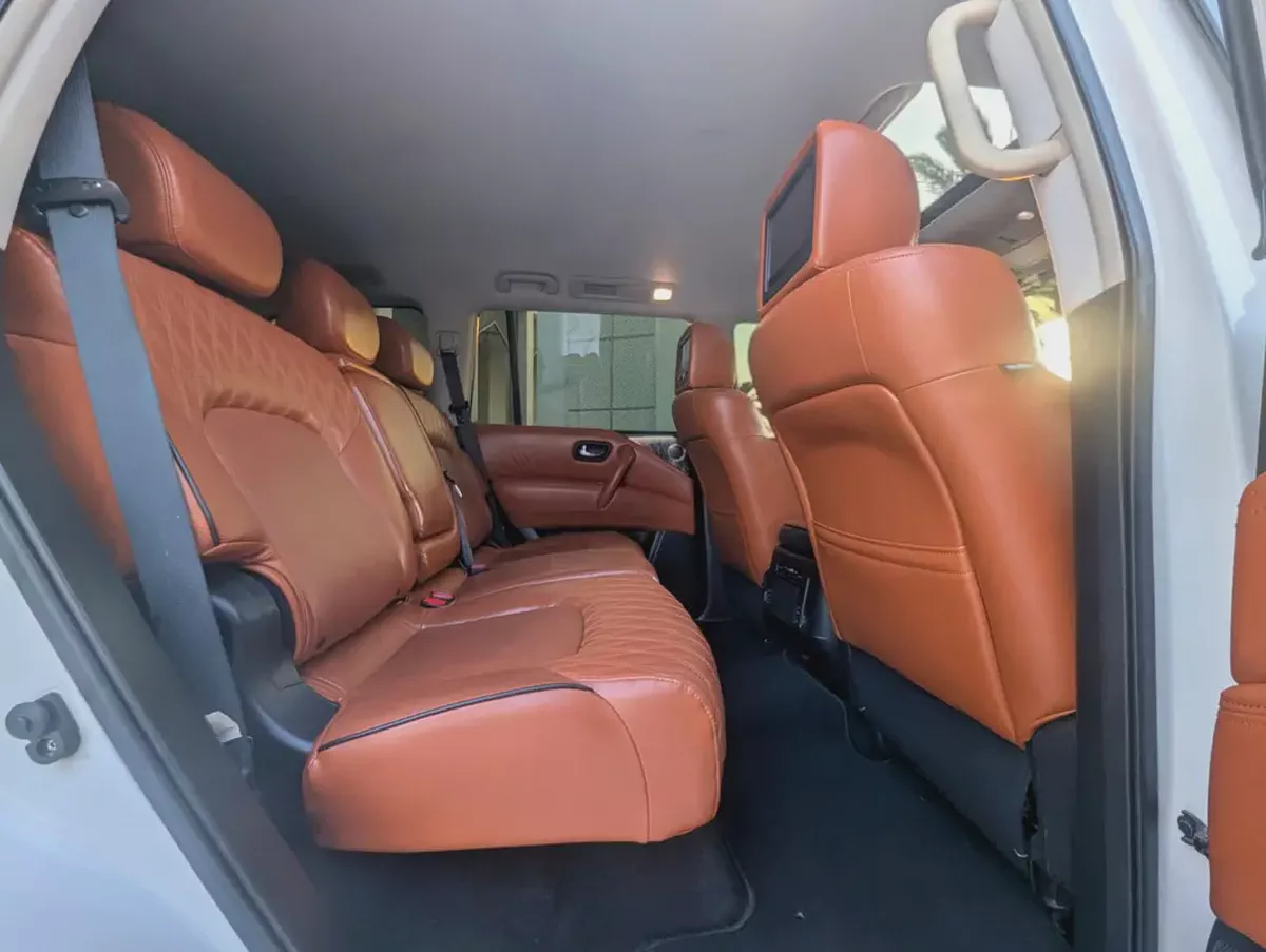 Nissan patrol platinum GCC specs V6 4.0L 2020 Interior and Exterior Excellent Condition-7-7