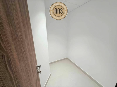 CHILLER FREE || NEXT TO METRO || ALL AMENITIES-2